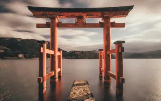 Japon tori sobre el agua Japon tori sobre el agua