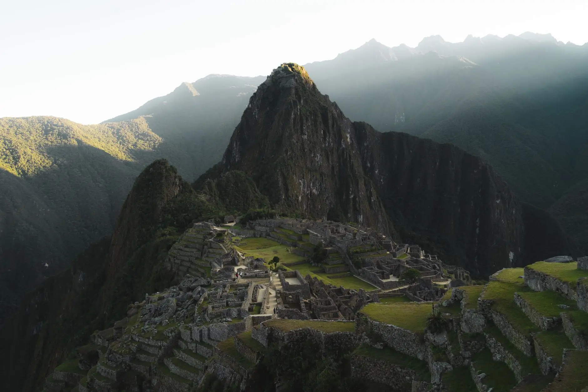 Machu Picchu al amanecer