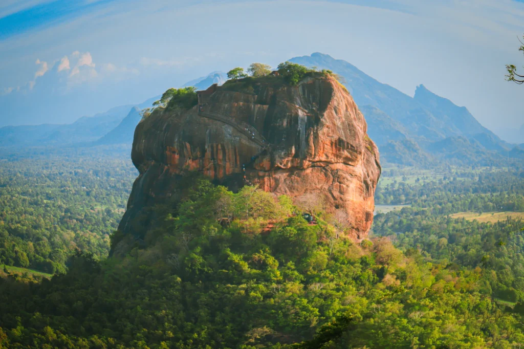 Sri Lanka pribatuan: tenpluak, safaria eta hondartzak – 12 egun